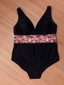 Time & True Black Floral Swim Suit 1X 16-W to 18W